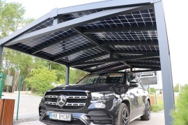 Aluminiowa wiata samochodowa SOLAR ENERGO z fotowoltaiką i bez podłączenia do sieci, produkcja własn