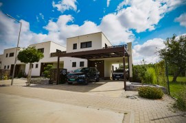 Pergola aluminiowa SOLAR ENERGO z fotowoltaiką i podłączeniem do sieci, produkcja własna