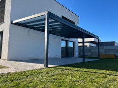 Aluminiowa pergola POLLUX ze szkłem
