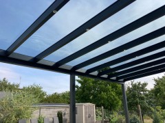 Aluminiowa pergola POLLUX ze szkłem